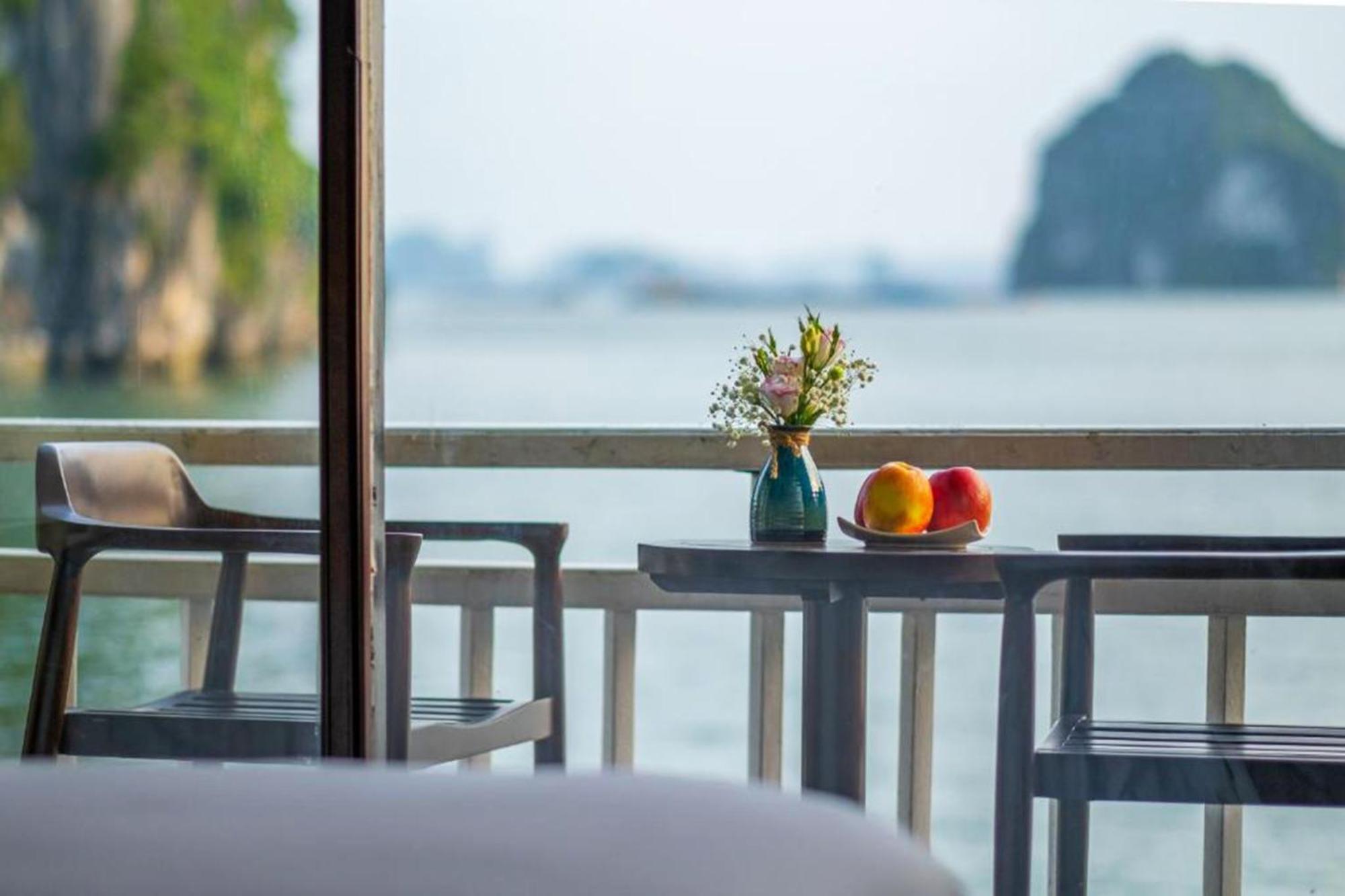 Arcady Boutique Cruise Hotell Ha Long Eksteriør bilde